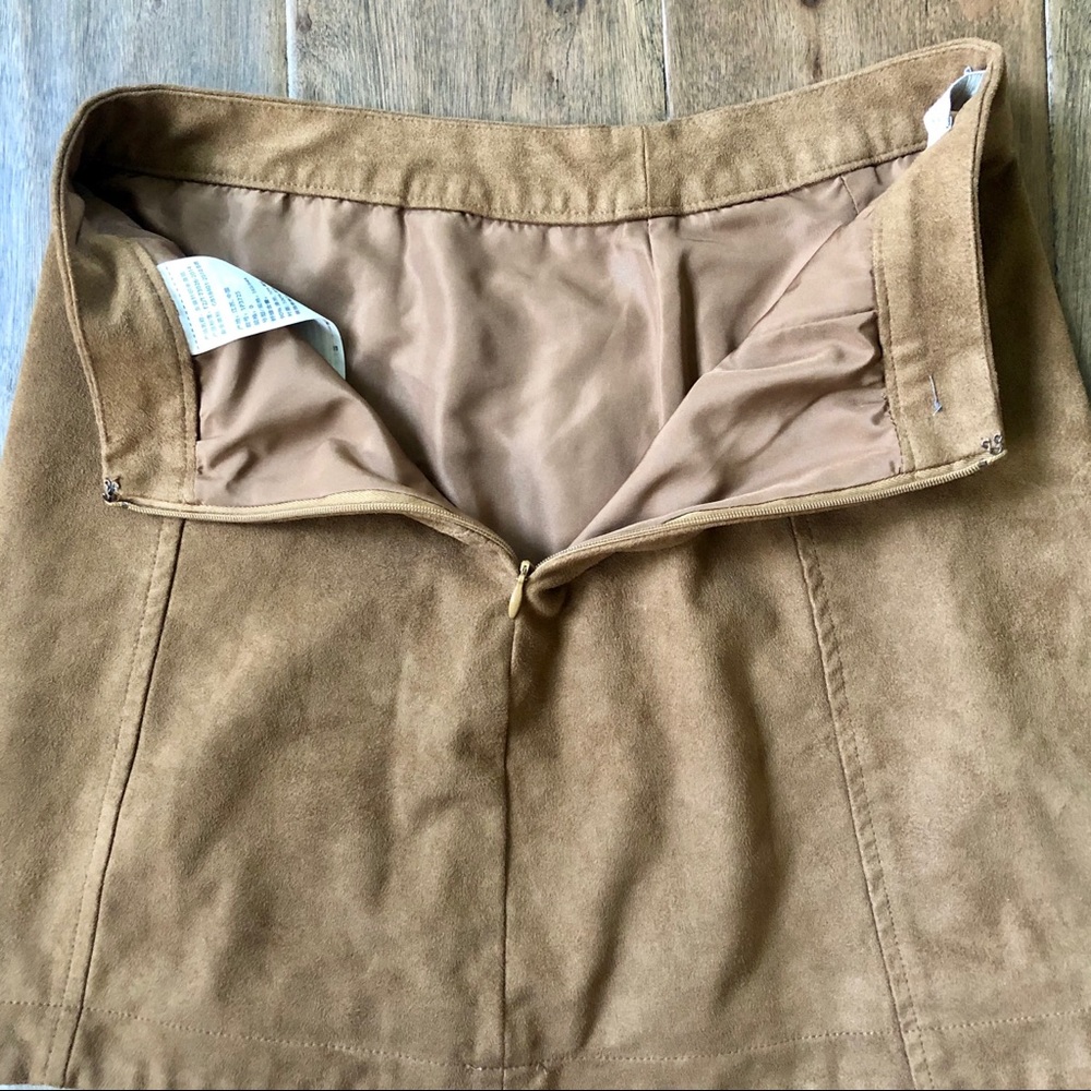 Abercrombie and Fitch skirt - Picture 4 of 4